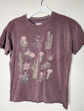 Modish Rebel Girls Medium Pink Cactus Short Sleeve Shirt Distressed Buckle